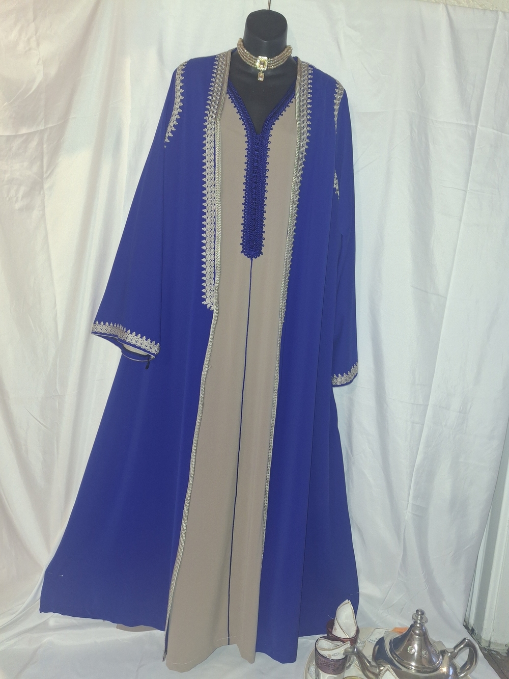 Moroccan kaftan in two pieces
